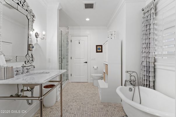 Bathroom, Dual Sink Vanities, Free Standing Baths, Interior, Recessed Lighting