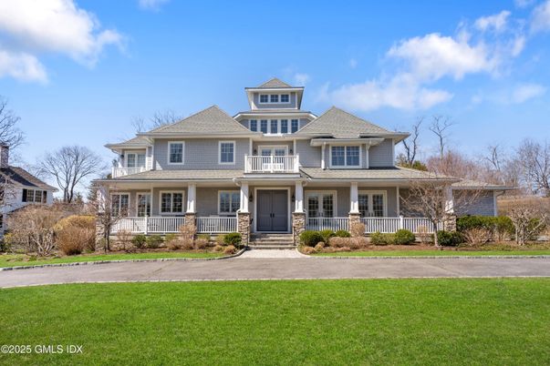 Exterior, Facade, Queen Anne Victorian
