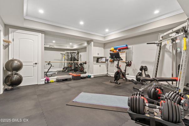 Fitness Equipment, Interior, Recessed Lighting
