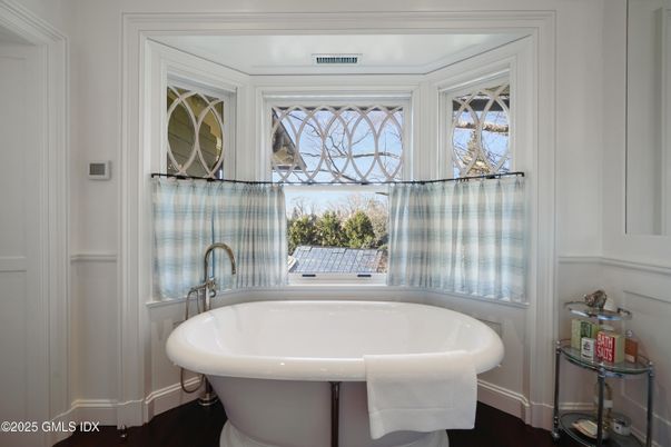Bathroom, Free Standing Baths, Interior, Wood Texture Flooring