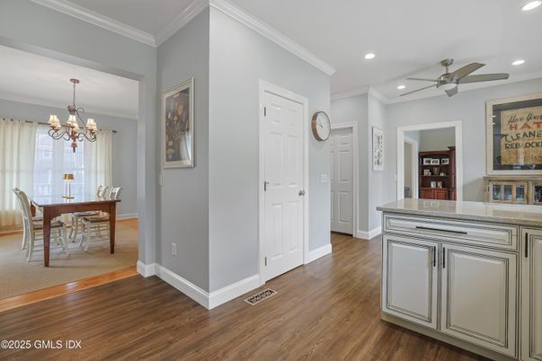 Chandelier, Dining room, Interior, Recessed Lighting, Wood Texture Flooring