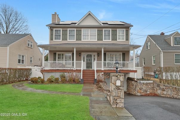 Exterior, Facade, Solar Panels, American Foursquare