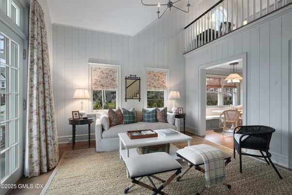 Interior, Living room, Pendant Lights, Wood Texture Flooring