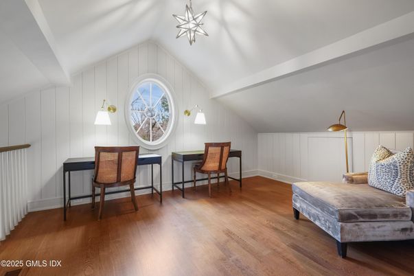 Interior, Pendant Lights, Wood Texture Flooring