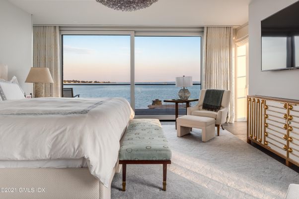 Bedroom, Interior, Water