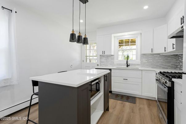 Interior, Kitchen, Pendant Lights, Recessed Lighting, Wood Texture Flooring