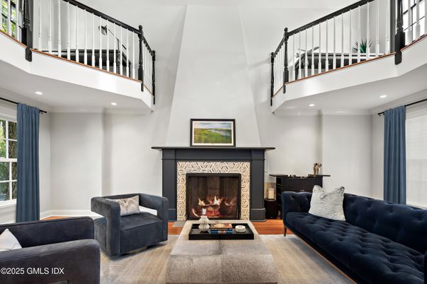 Fireplace, Interior, Living room, Recessed Lighting