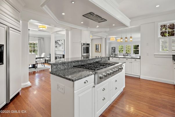 Dining room, Interior, Kitchen, Recessed Lighting, Stainless Steel Appliances, Wood Texture Flooring