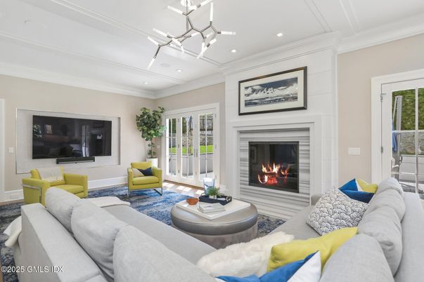 Fireplace, Interior, Living room, Pendant Lights, Recessed Lighting
