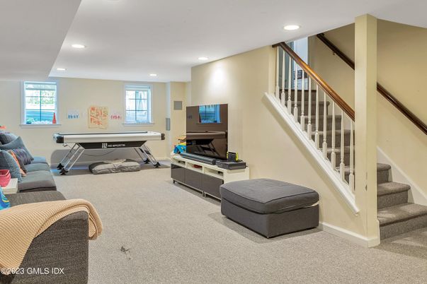 Game Room, Interior, Recessed Lighting