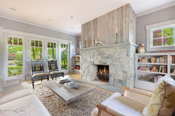 Fireplace, Interior, Living room, Recessed Lighting