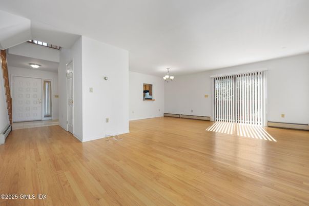 Chandelier, Empty room, Interior, Wood Texture Flooring