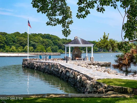 Exterior, Fireplace, Lake