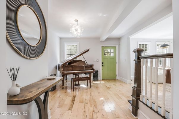 Chandelier, Interior, Piano, Wood Texture Flooring