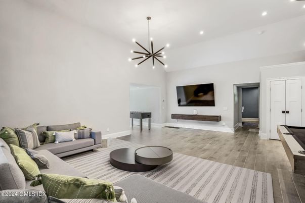Interior, Living room, Pendant Lights, Recessed Lighting, Wood Texture Flooring