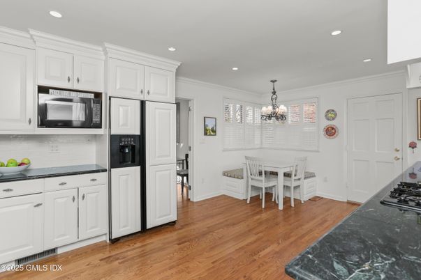 Chandelier, Dining room, Interior, Kitchen, Recessed Lighting, Wood Texture Flooring