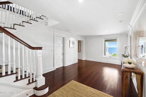 Interior, Recessed Lighting, Water, Wood Texture Flooring