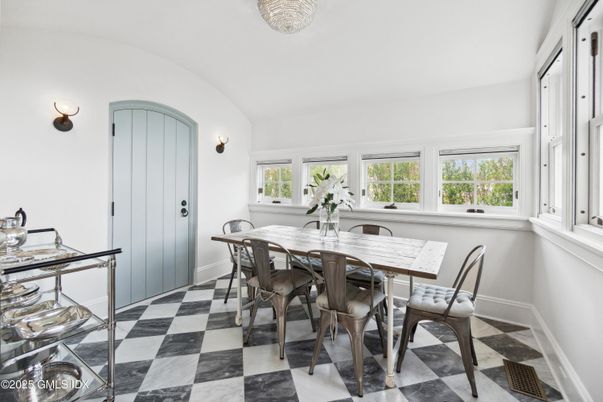 Dining room, Interior