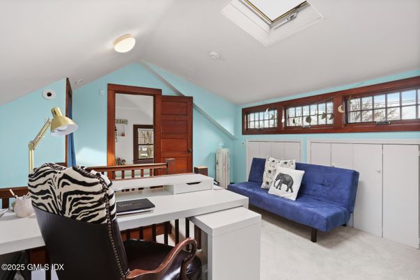 Home Office, Interior