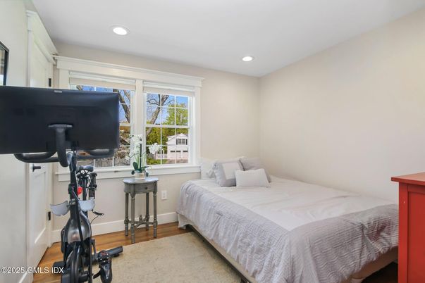 Bedroom, Fitness Equipment, Interior, Recessed Lighting, Wood Texture Flooring
