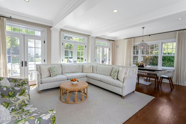 Dining room, Interior, Living room, Pendant Lights, Recessed Lighting, Wood Texture Flooring