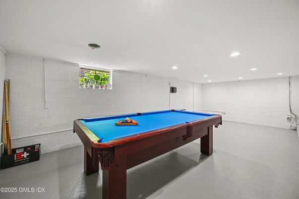 Billiard Table, Game Room, Interior, Recessed Lighting
