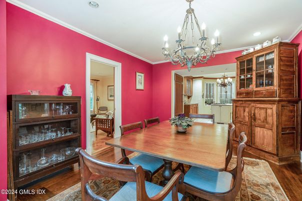 Chandelier, Dining room, Interior, Recessed Lighting, Wood Texture Flooring