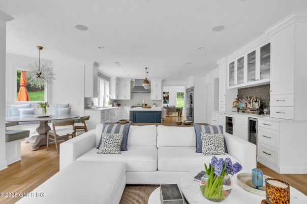 Dining room, Interior, Kitchen, Living room, Pendant Lights, Recessed Lighting, Wood Texture Flooring