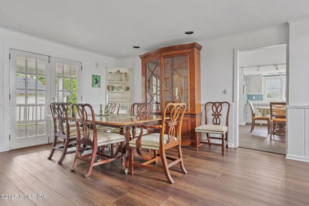 Dining room, Interior, Recessed Lighting, Wood Texture Flooring