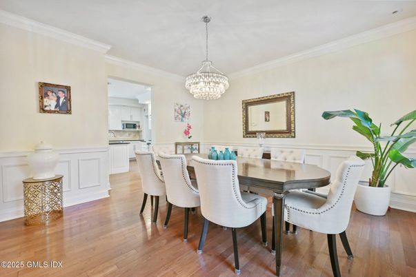 Chandelier, Dining room, Interior, Kitchen, Pendant Lights, Wood Texture Flooring