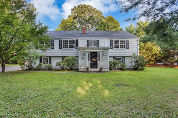 Backyard, Exterior, Facade, Raised Ranch