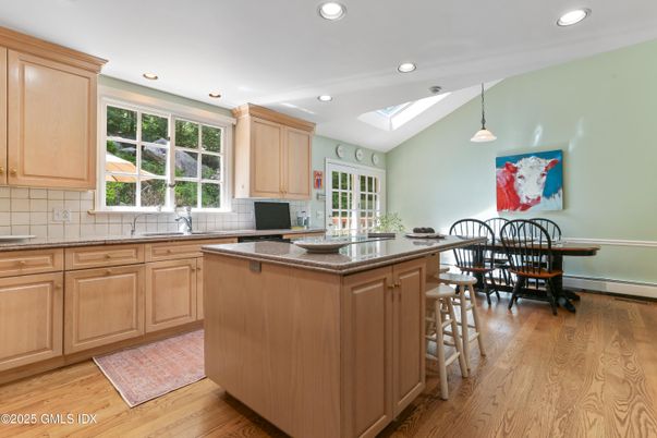 Dining room, Interior, Kitchen, Pendant Lights, Recessed Lighting, Wood Texture Flooring