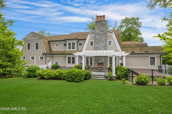 Backyard, Exterior, Facade, Farmhouse