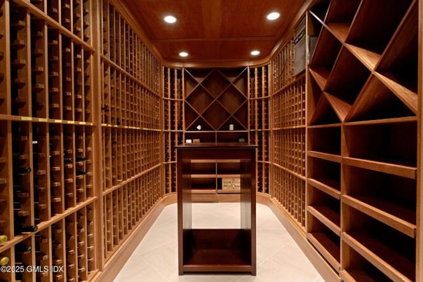Interior, Recessed Lighting, Wine Storage
