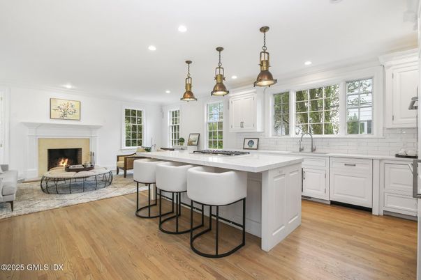 Fireplace, Interior, Kitchen, Pendant Lights, Recessed Lighting, Wood Texture Flooring