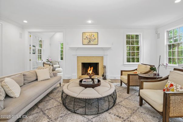Fireplace, Interior, Living room, Recessed Lighting