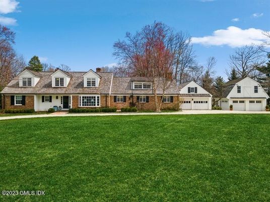 Backyard, Detached Garage, Exterior, Facade, Brick Facade, Cape Cod
