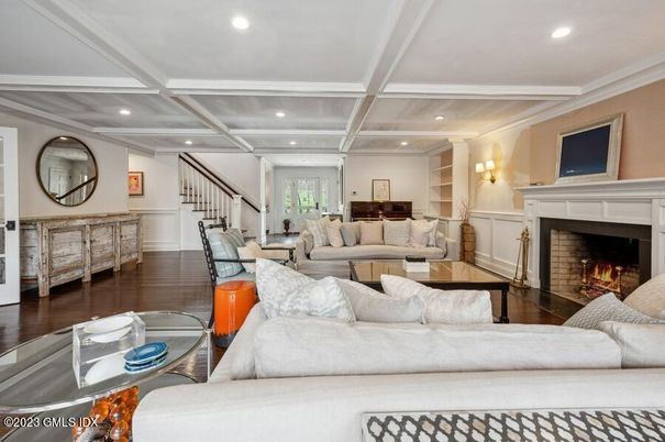 Fireplace, Interior, Living room, Recessed Lighting, Wood Texture Flooring