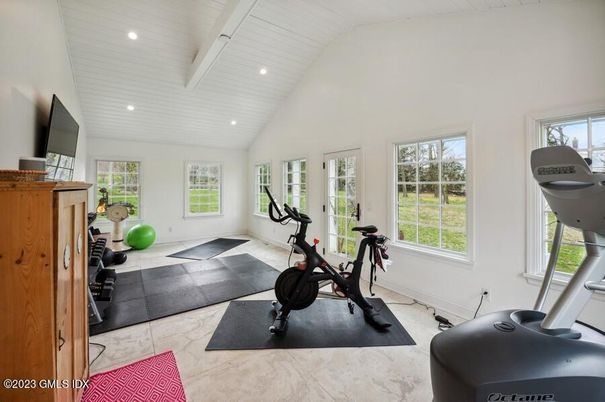 Fitness Equipment, Interior, Recessed Lighting