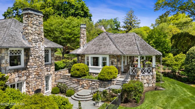 Backyard, Exterior, Facade, French Provincial