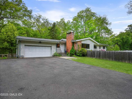 Attached, Exterior, Facade, Brick Facade, Ranch