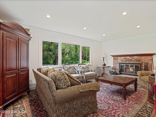 Fireplace, Interior, Living room, Recessed Lighting