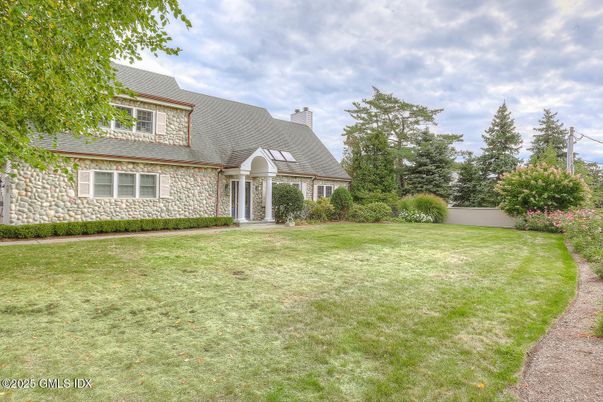 Backyard, Exterior, Facade, Cape Cod
