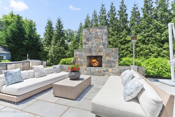 Exterior, Fireplace