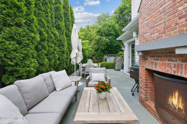 Exterior, Fireplace