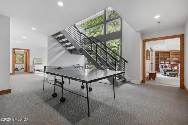 Game Room, Interior, Recessed Lighting