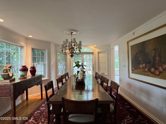 Chandelier, Dining room, Interior, Recessed Lighting, Wood Texture Flooring