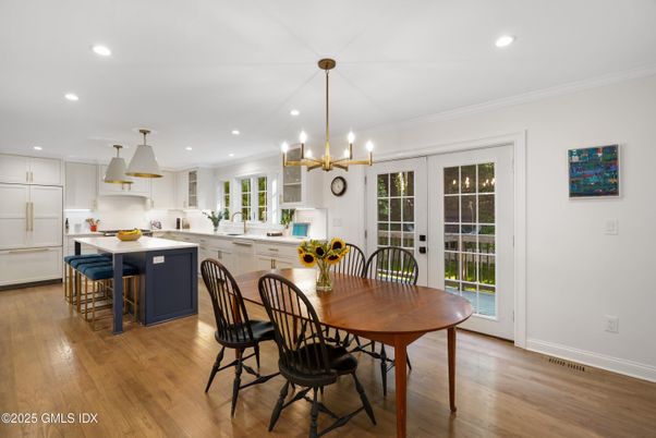 Dining room, Interior, Kitchen, Pendant Lights, Recessed Lighting, Wood Texture Flooring