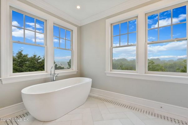 Bathroom, Free Standing Baths, Interior, Recessed Lighting