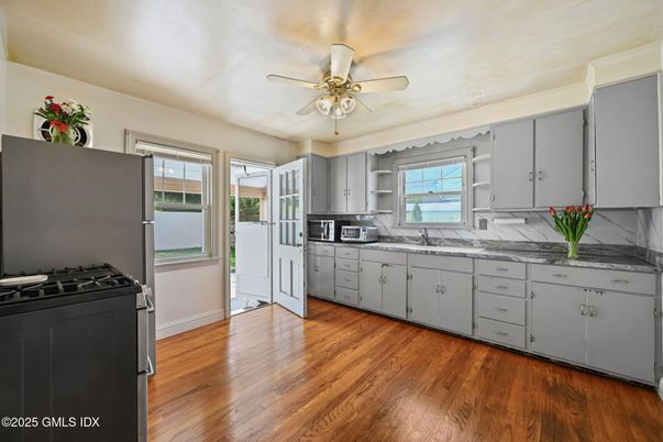 Interior, Kitchen, Wood Texture Flooring